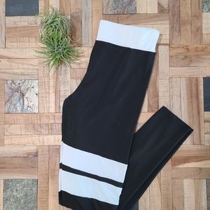 High Waist 1 Striped Leg Leggings